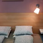City Rooms Albergue *