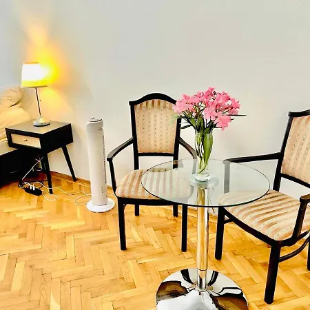 City Rooms Ostello *