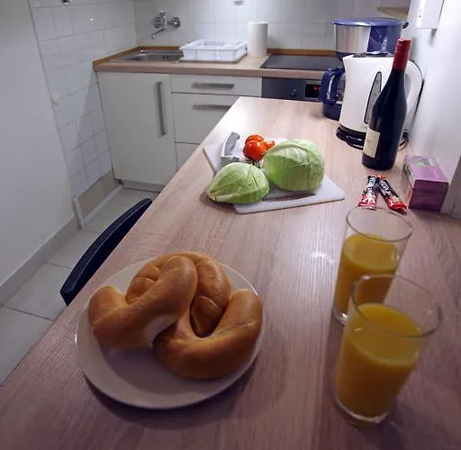 Hostel City Rooms *